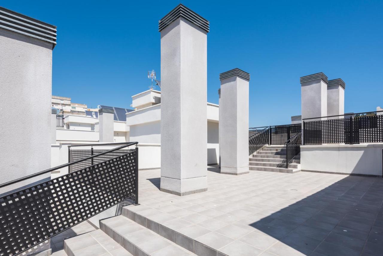Апартаменти Atico Con Terraza Ac 1Hab En El Centro Y Piscina Comunitaria Малага Екстер'єр фото
