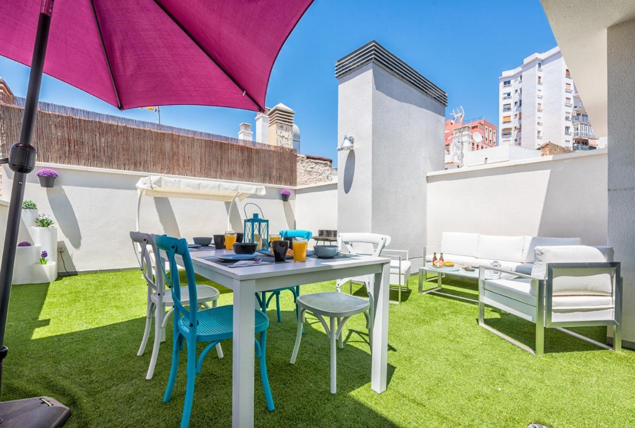 Апартаменти Atico Con Terraza Ac 1Hab En El Centro Y Piscina Comunitaria Малага Екстер'єр фото