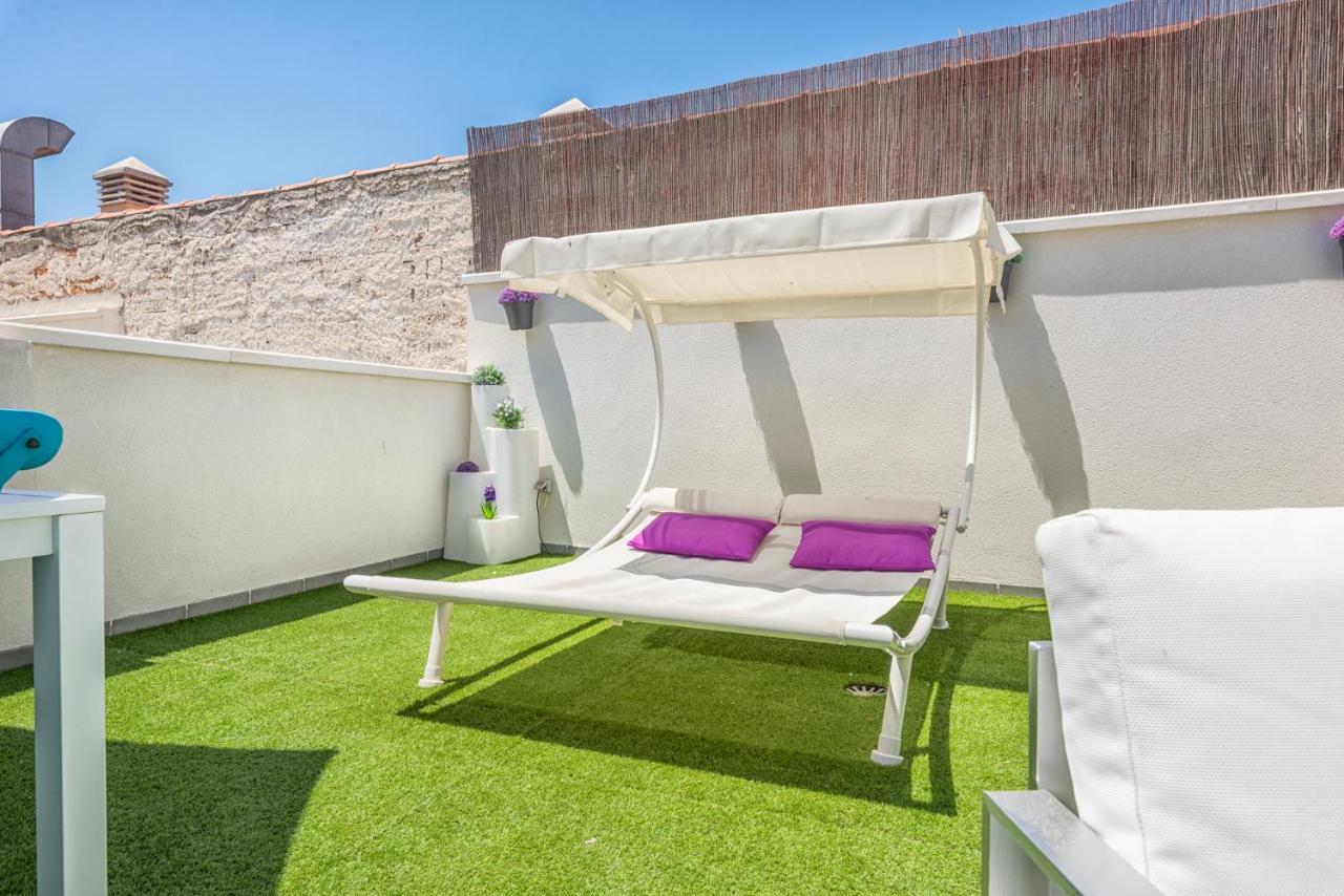 Апартаменти Atico Con Terraza Ac 1Hab En El Centro Y Piscina Comunitaria Малага Екстер'єр фото