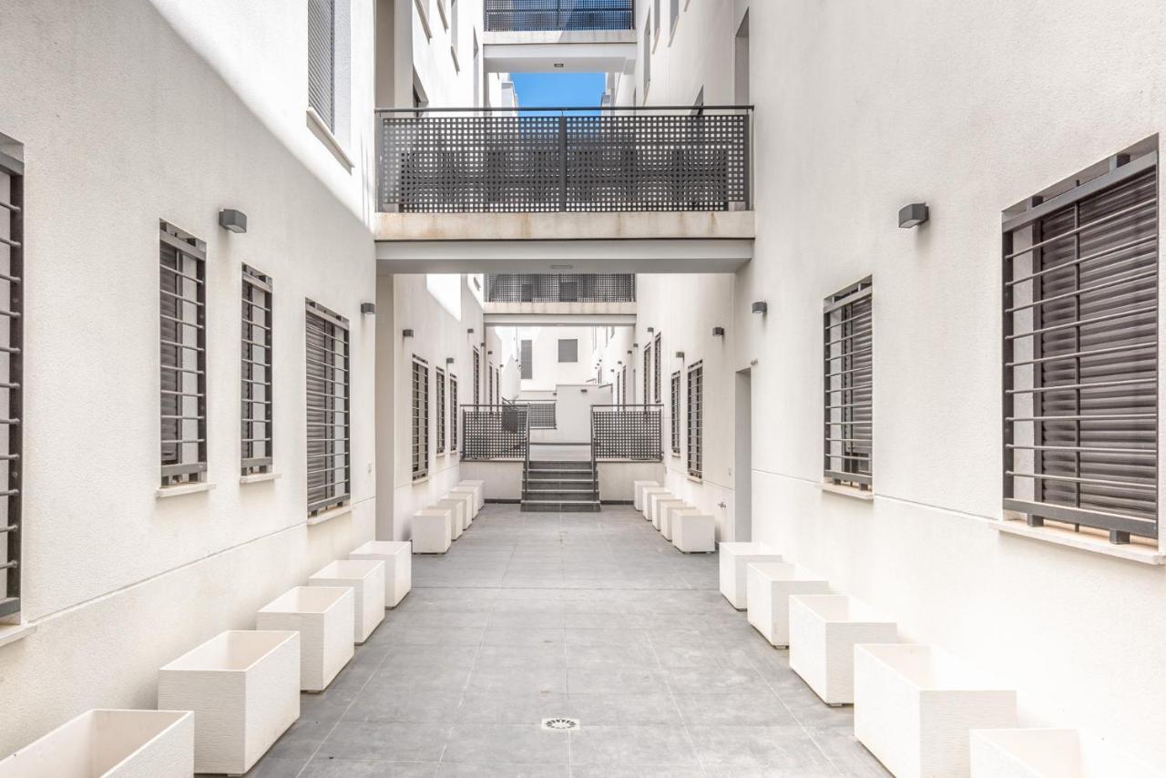Апартаменти Atico Con Terraza Ac 1Hab En El Centro Y Piscina Comunitaria Малага Екстер'єр фото